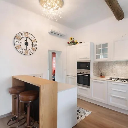 Giada's Retreat - Nervi Apartment Genoa